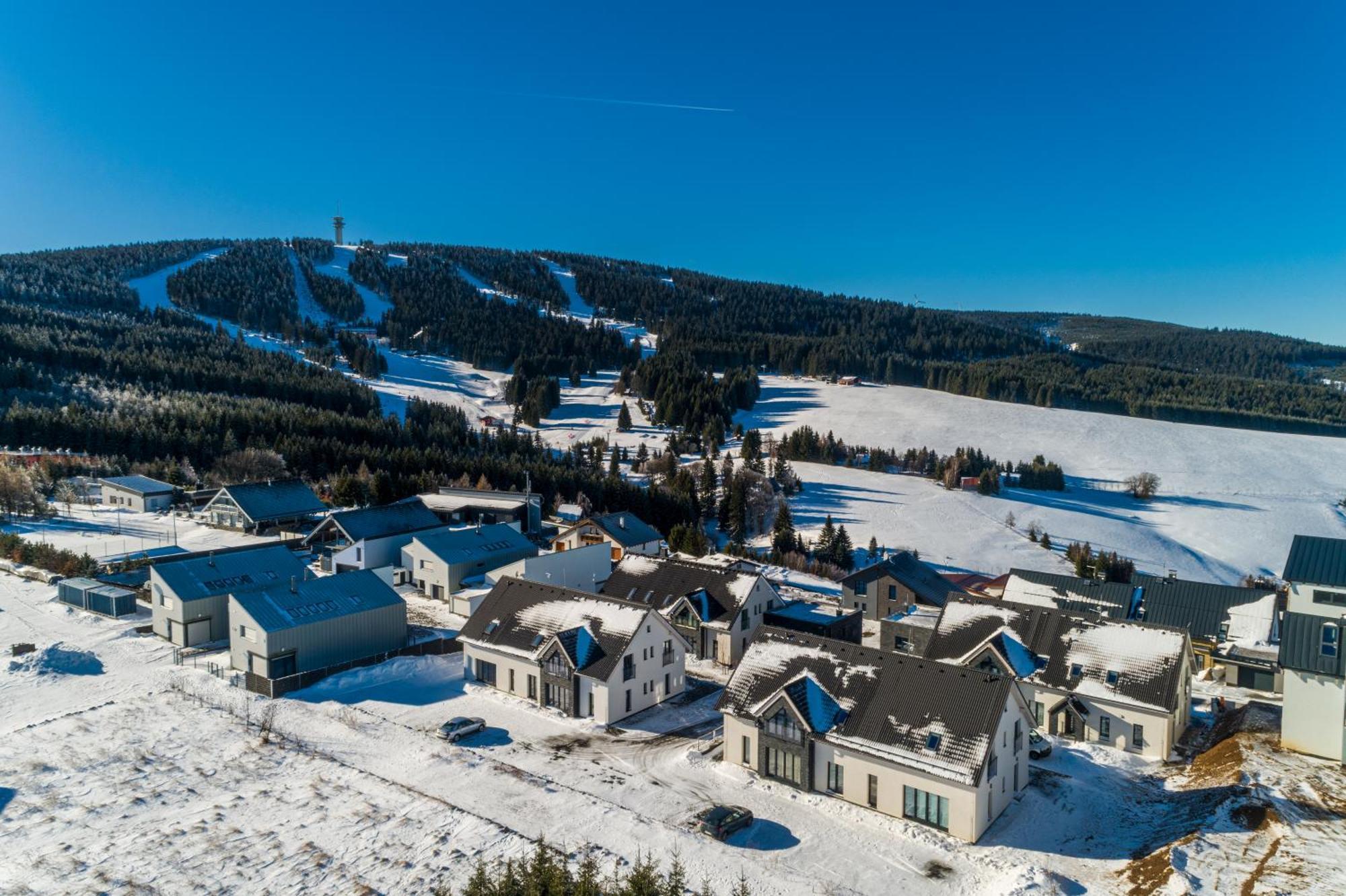 Ski Berg Klinovec Loučná pod Klínovcem Exterior foto
